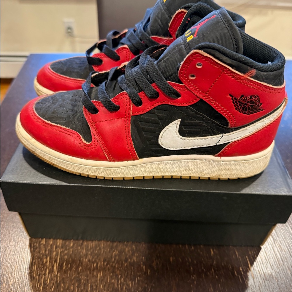 Jordan Kids Red and Black Sneakers